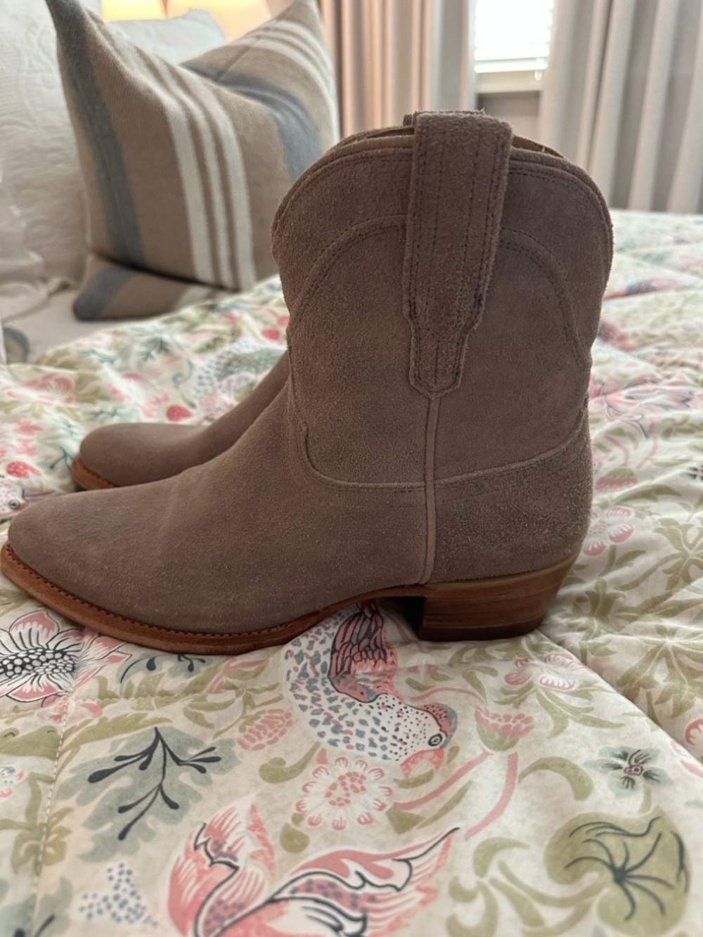 Tecovas Women's Suede Ankle Booties - Taupe